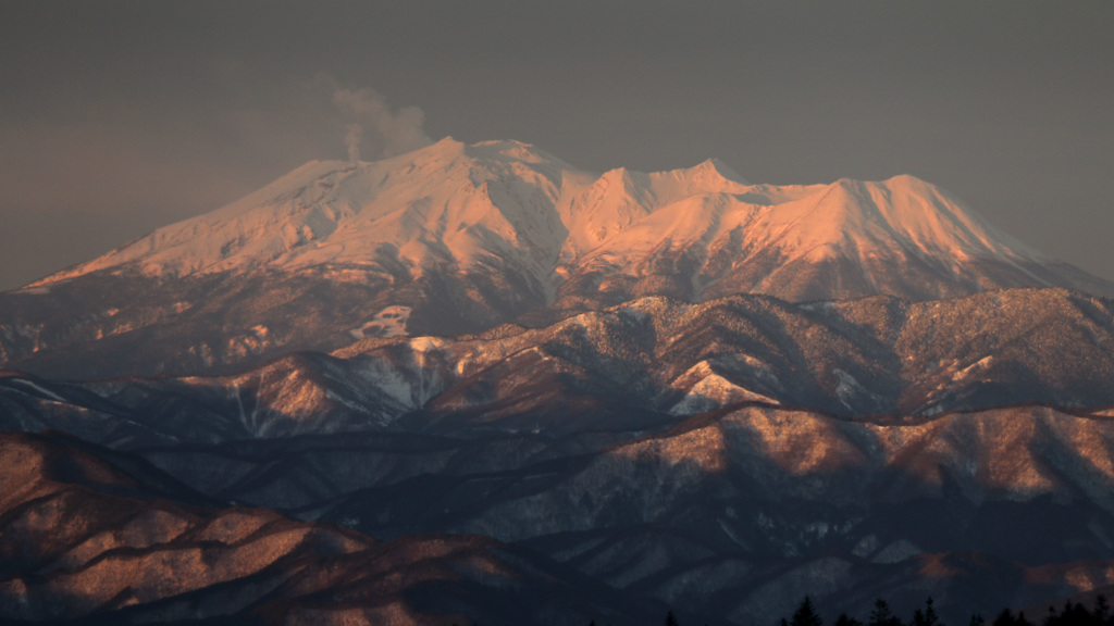 御嶽山遠望