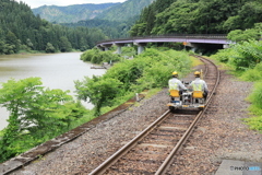 只見線のドクターイエロー・・かな