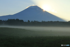 草原の朝