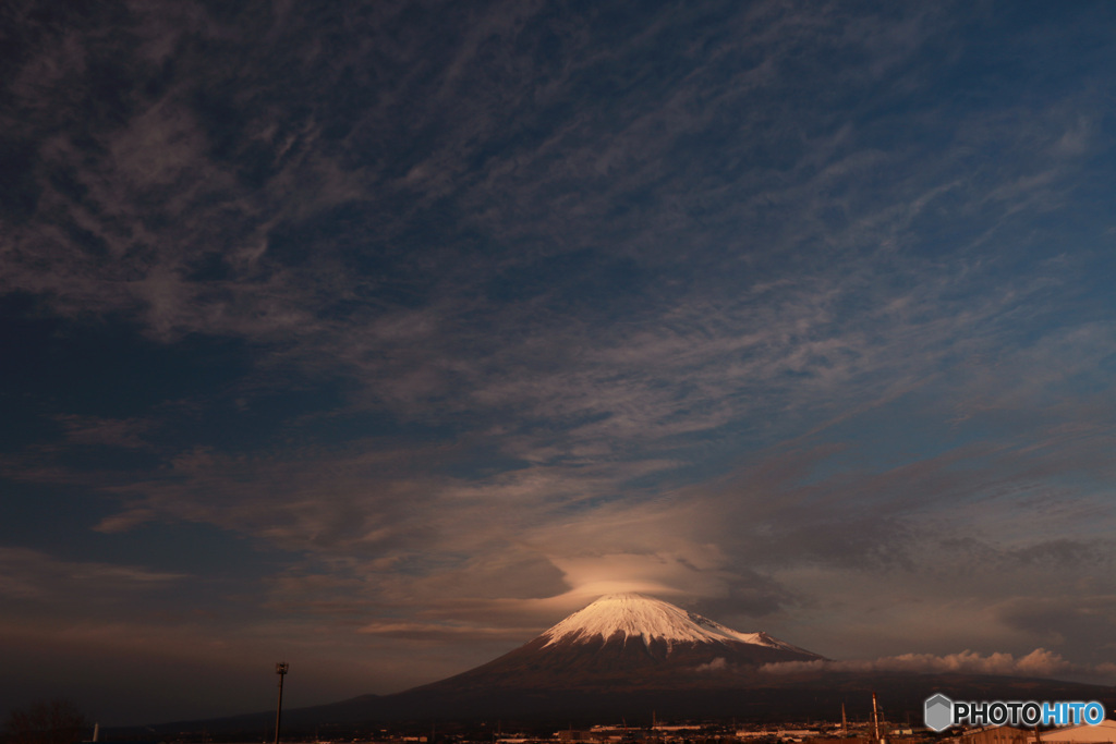 夕陽に照らされて  (320T)