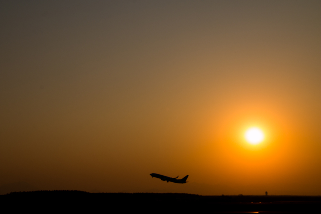 夕焼け飛行機