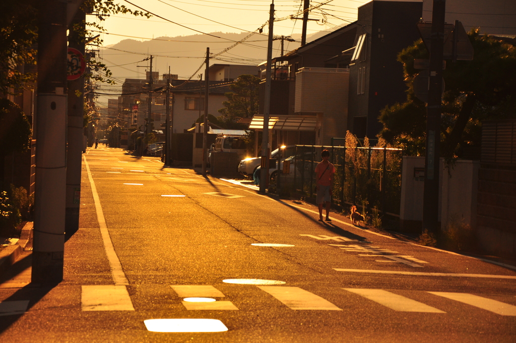 ある街の夕暮れ時