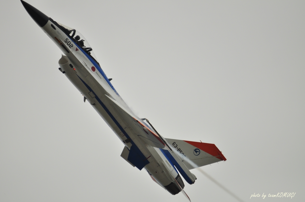 F-2戦闘機急上昇