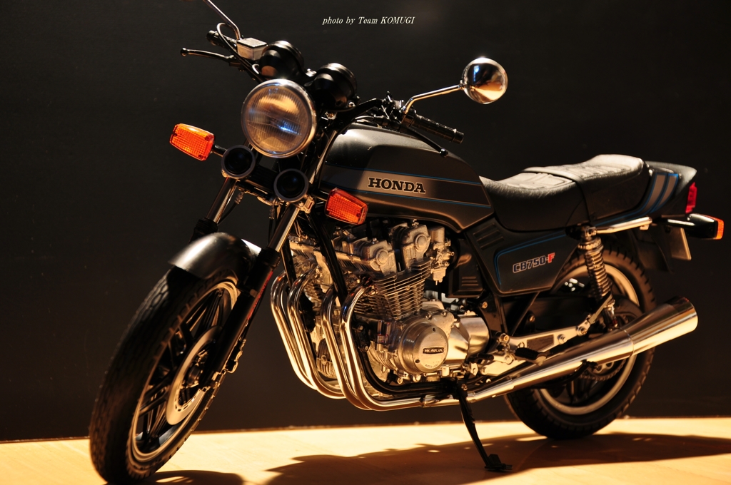 HONDA CB750F