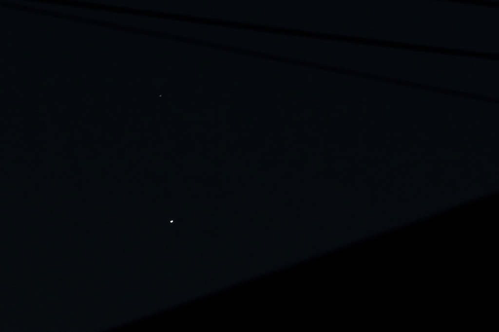 金星と土星が超ランデブー