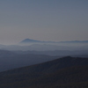 遠くに岩手山