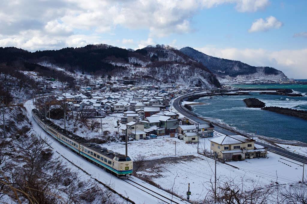 穏やかな冬の海岸