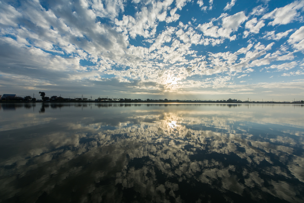 reflect sky