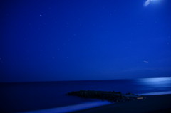 夜の海