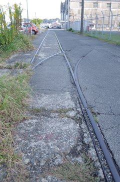 埋まるレール