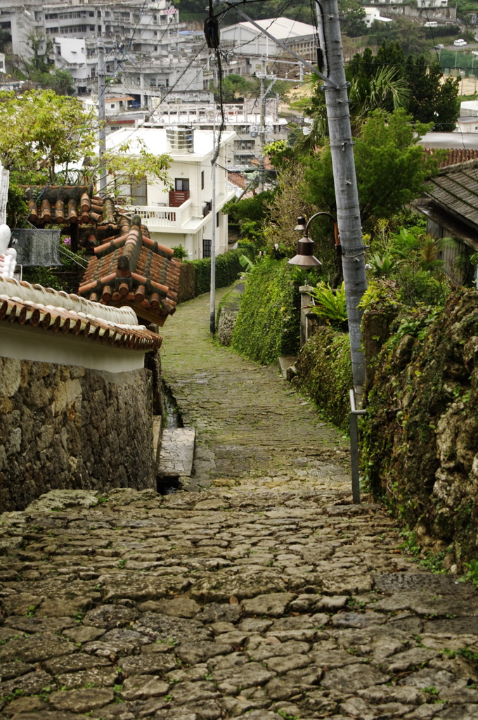 石畳の坂道