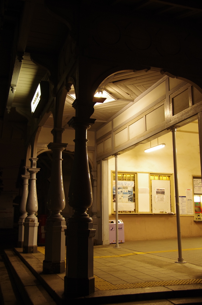 夜の駅