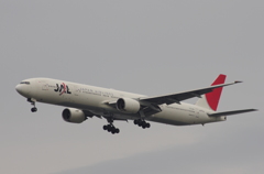 B777-300