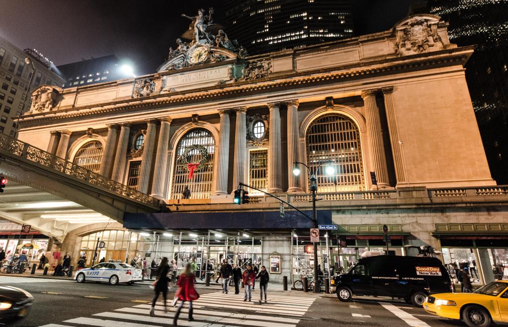 Grand central terminal facade