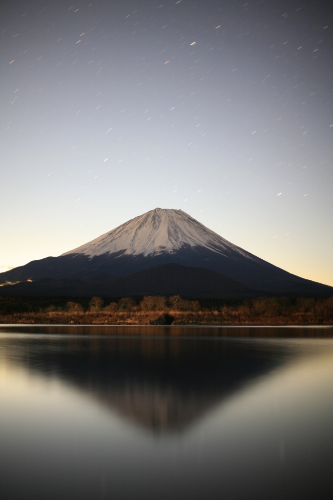 富士と星