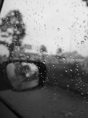 雨のドライブ