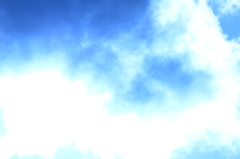 滲む雲