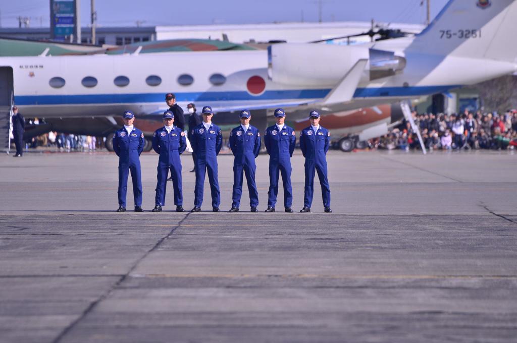 浜松基地エアフェスタ ブルーインパルス ドルフィンライダー・・まもなくウォークダ