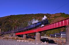 大井川鉄道SL 紅葉の中を・・笹間渡鉄橋