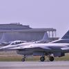 午前中のデモストレーションへ。。三沢基地のF-16ファイティングファルコン 20