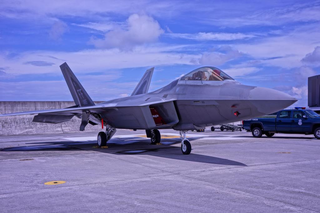 沖縄嘉手納基地から来たステルス戦闘機F-22Aラプター①・・・20120818