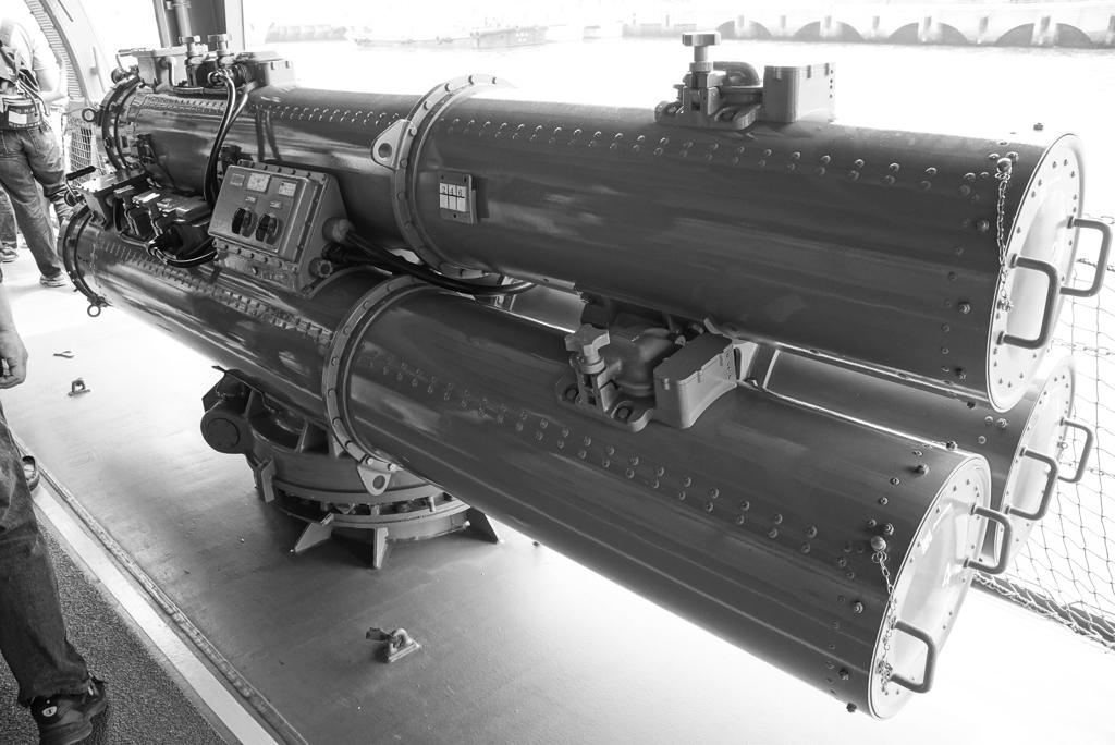 護衛艦やまゆきの武器・・魚雷 20120602