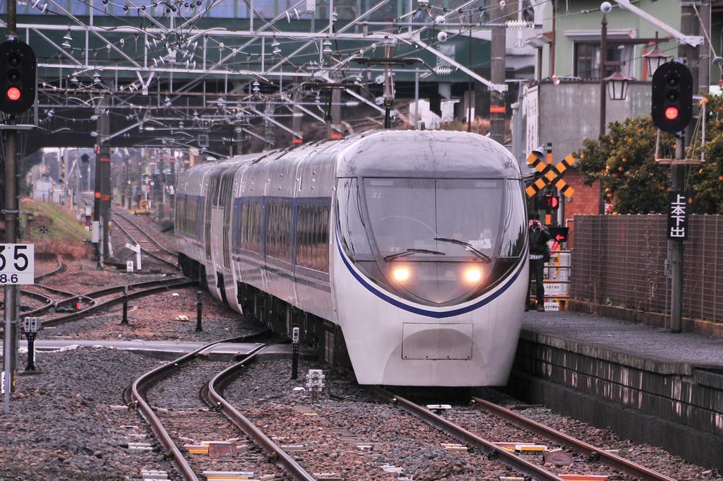 これも退役したJR東海371系 松田駅