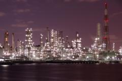 横浜にある石油プラント工場夜景・・①