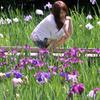 素敵な笑顔と花菖蒲・・