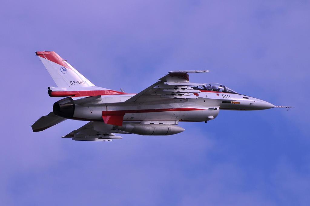 岐阜基地から飛行展示 F-2機動飛行・・20121103