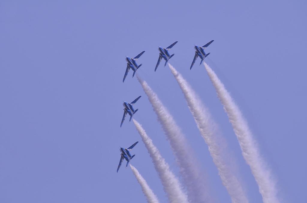 デルタループ飛行。。岩国基地日米親善フレンドシップ2012