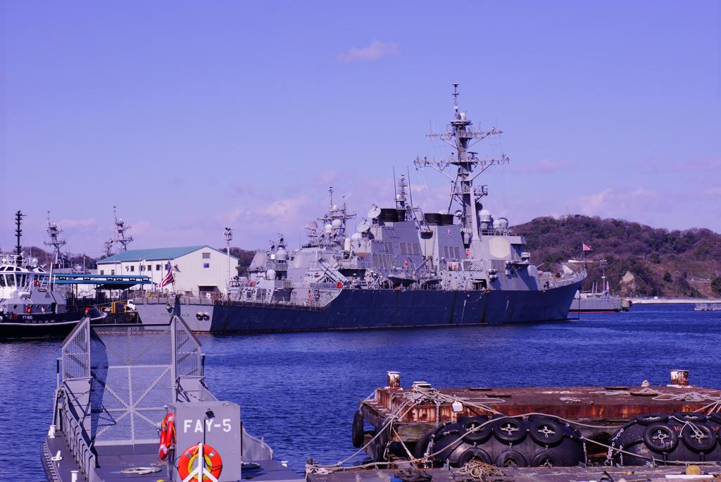春の横須賀米軍基地開放・・NAVYのイージス艦