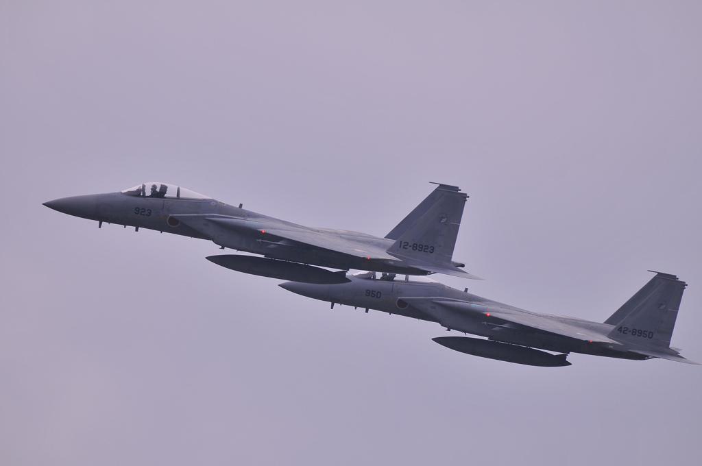 パラレル飛行。。第303飛行隊F-15Jイーグル・・小松基地航空祭2012
