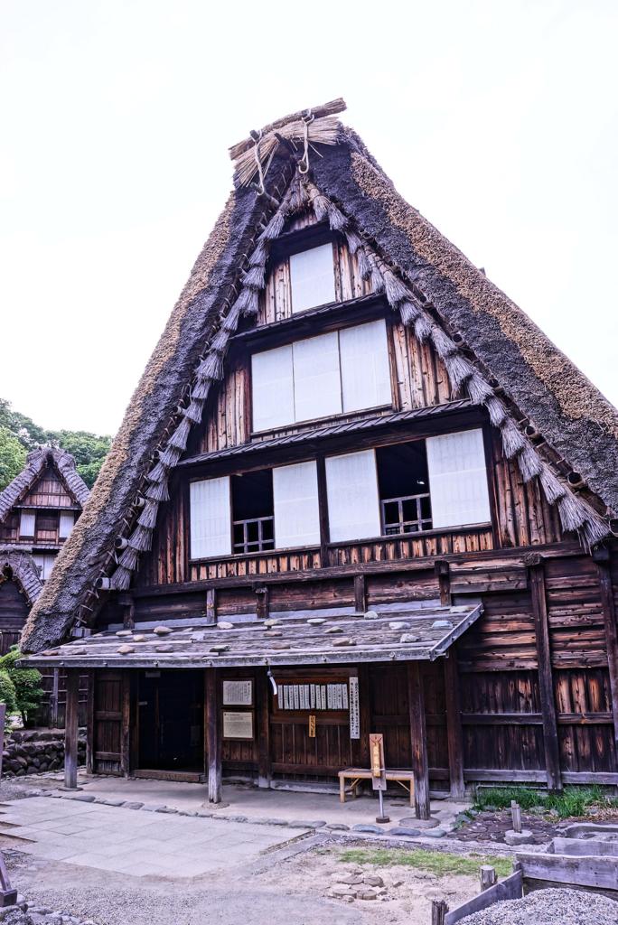 古き時代の風景⑦・・富山合掌造り。。