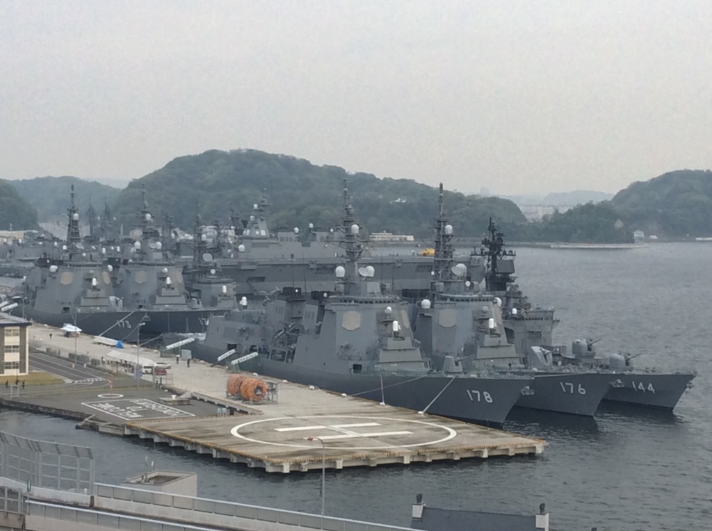 賑わう海上自衛隊横須賀。。。
