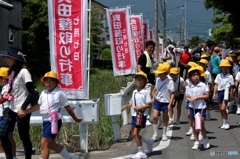 園児も見学に　2