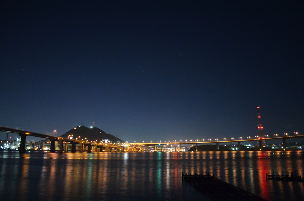 海田大橋.......の夜景であります