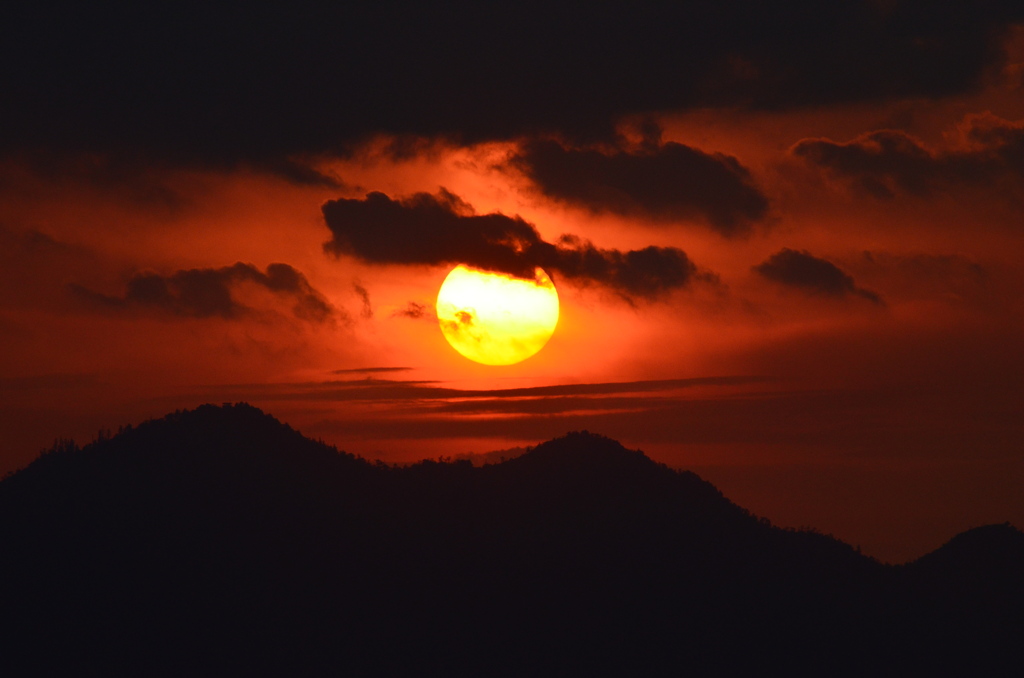 夕日はやはり雨の前の日が一番！！その２