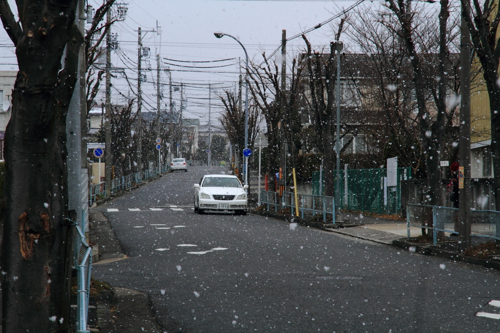 雪降る町
