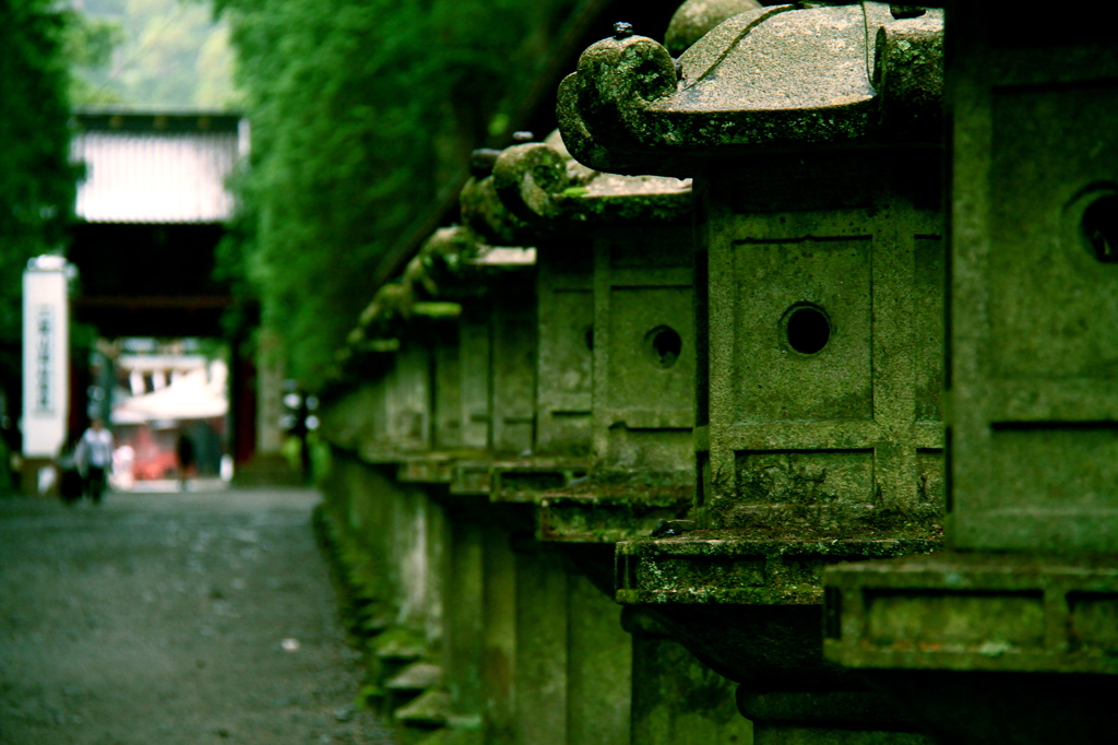 Stone Lanterns 