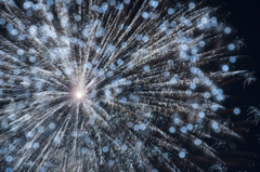 fireworks2.4