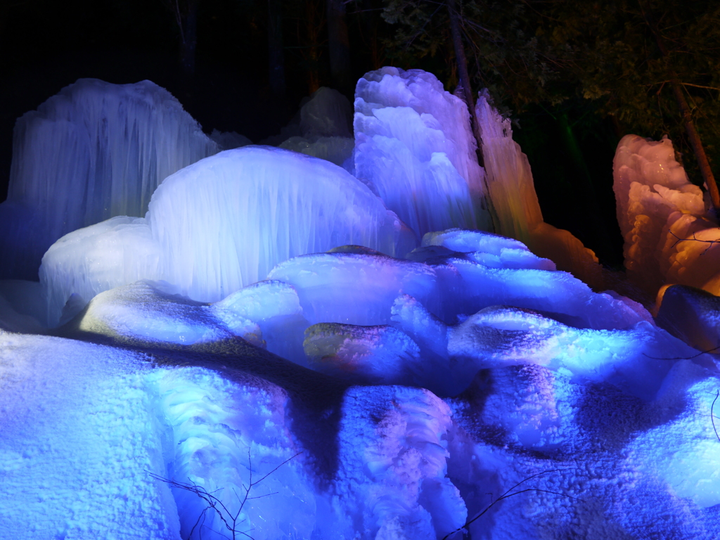 タルマかねこおりライトアップ