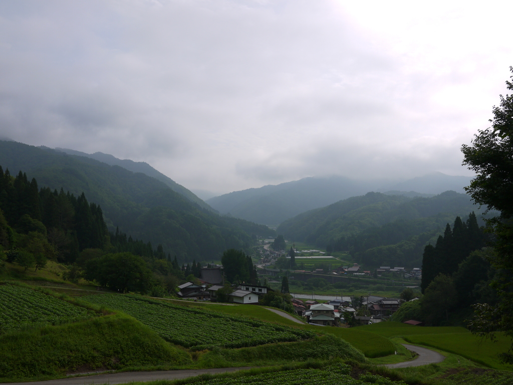 山のある風景