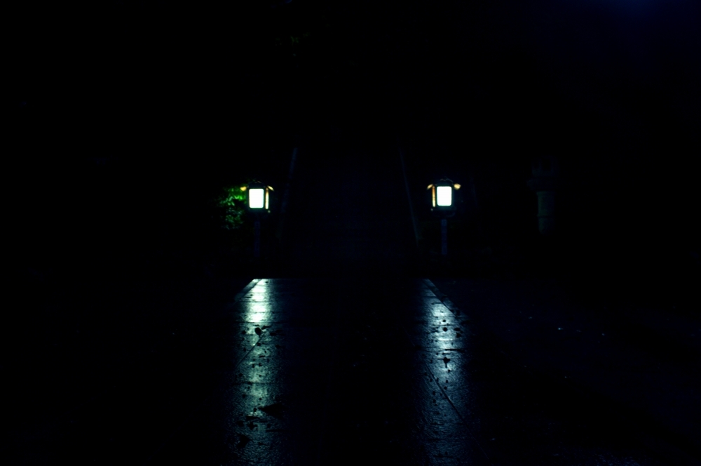 夜の社