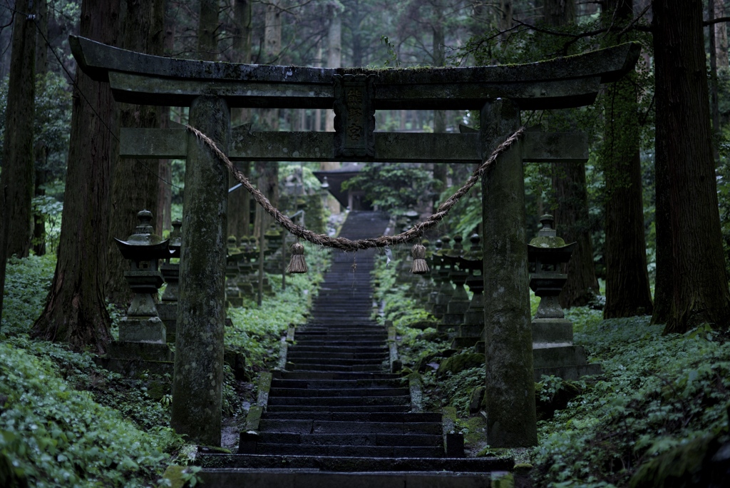 「上色見熊野座神社」