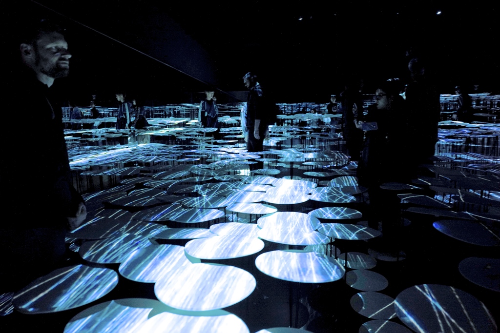 teamLab Borderless