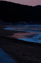 夕暮れの海岸