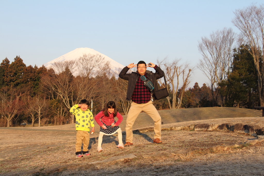 おちゃらけ３人組