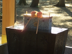 神々しい柄杓