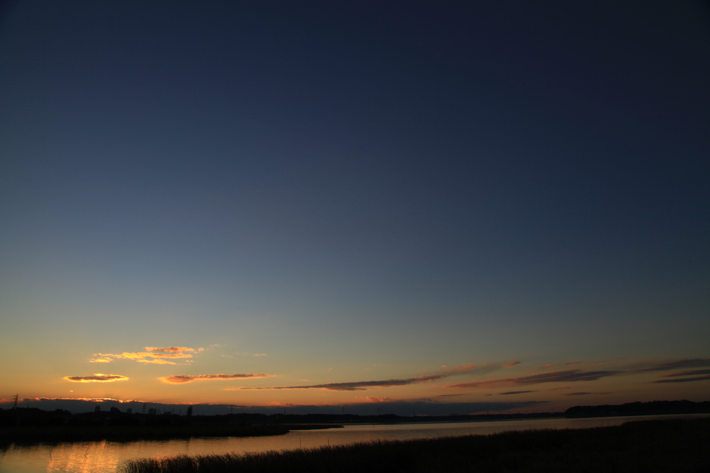 静かなる夕景。。。